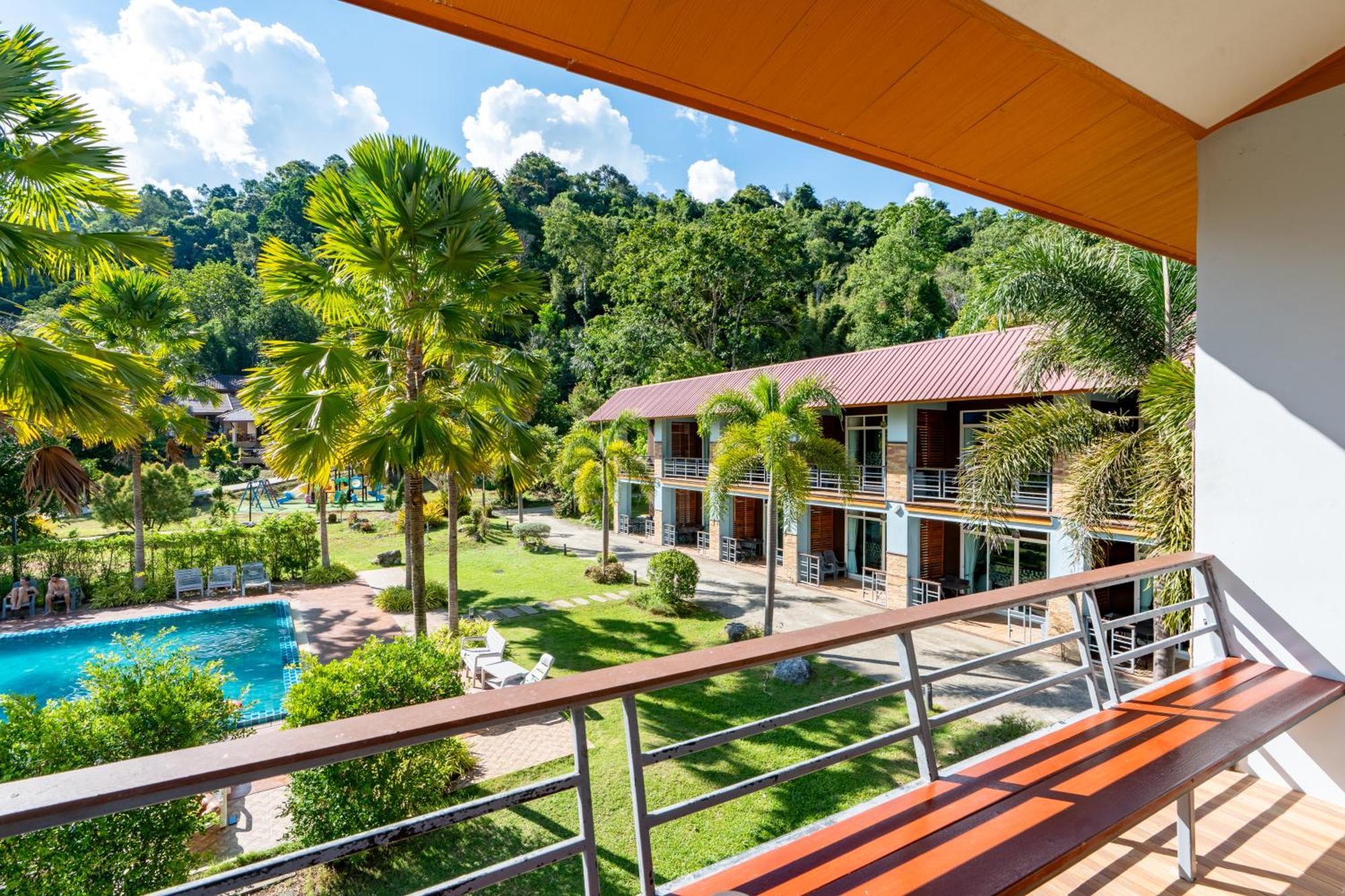Курортный комплекс Khaosok Rainforest 3*